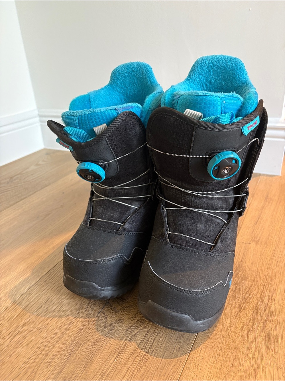 Burton Zipline Boa youth snowboard boots YOUTH 6
